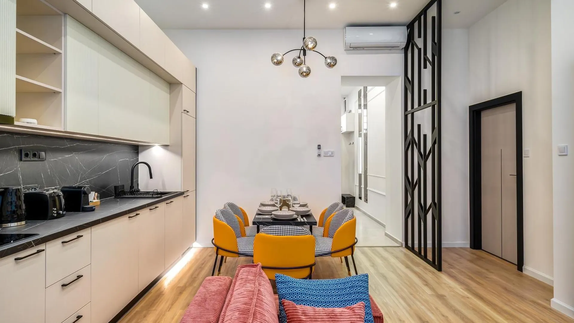 D38 Modern Suite Budapest